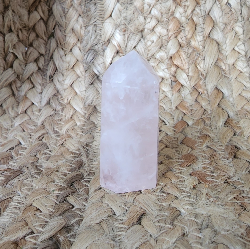 Rose Quartz Tower - Picture 2 of 6
